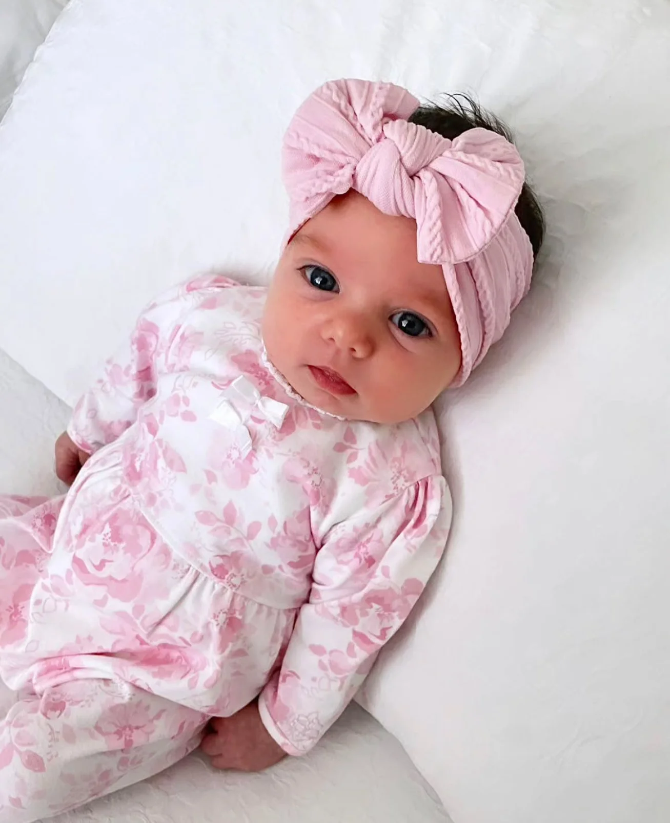 Blush Pink Smaller Bow Cable Knit Headband - Image 6