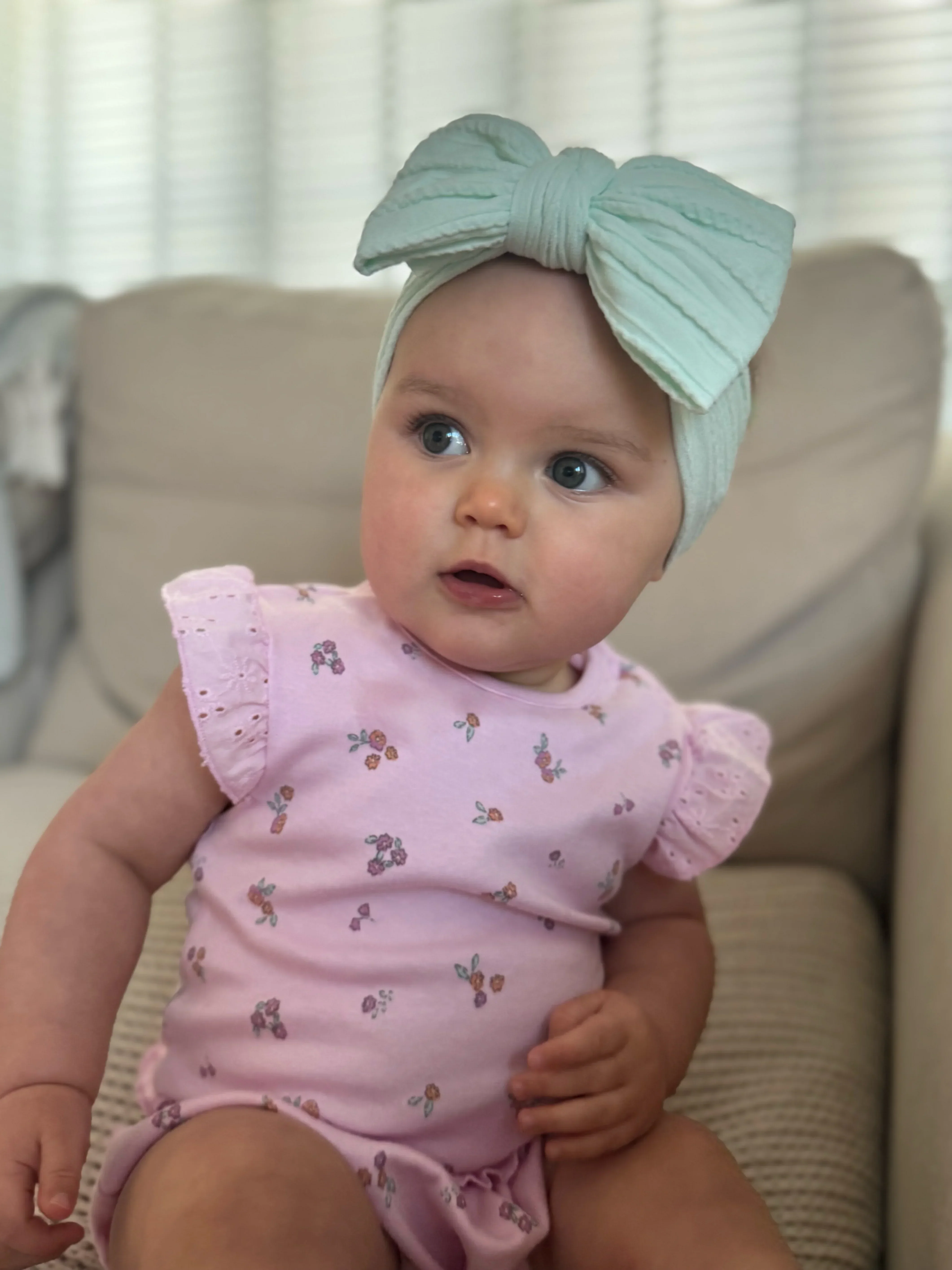 Light Aqua Green Larger Bow Cable Knit Headband - Image 8