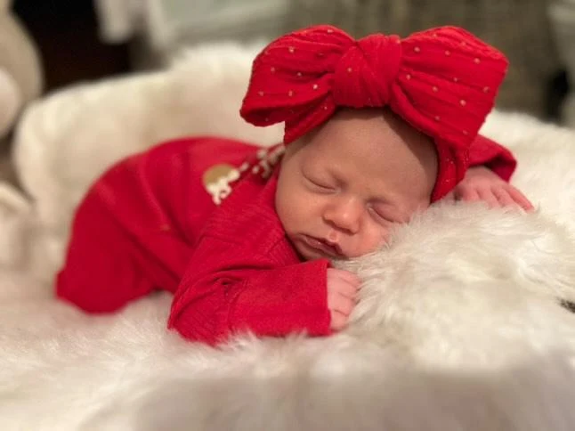 Red Gold Spot Larger Bow Cable Knit Headband - Christmas Collection - Image 5