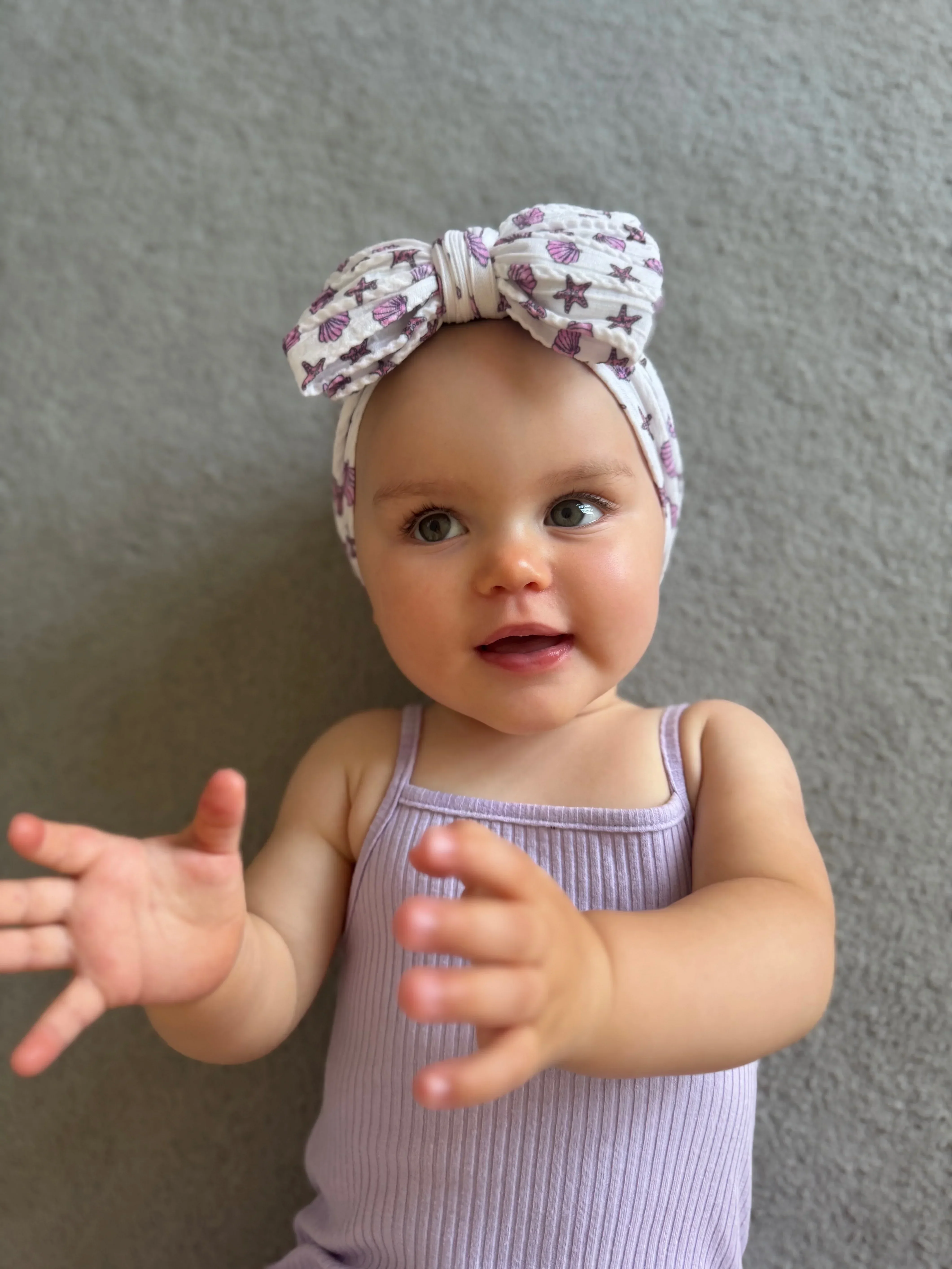 Sea Shells Larger Bow Cable Knit Headband - Image 5